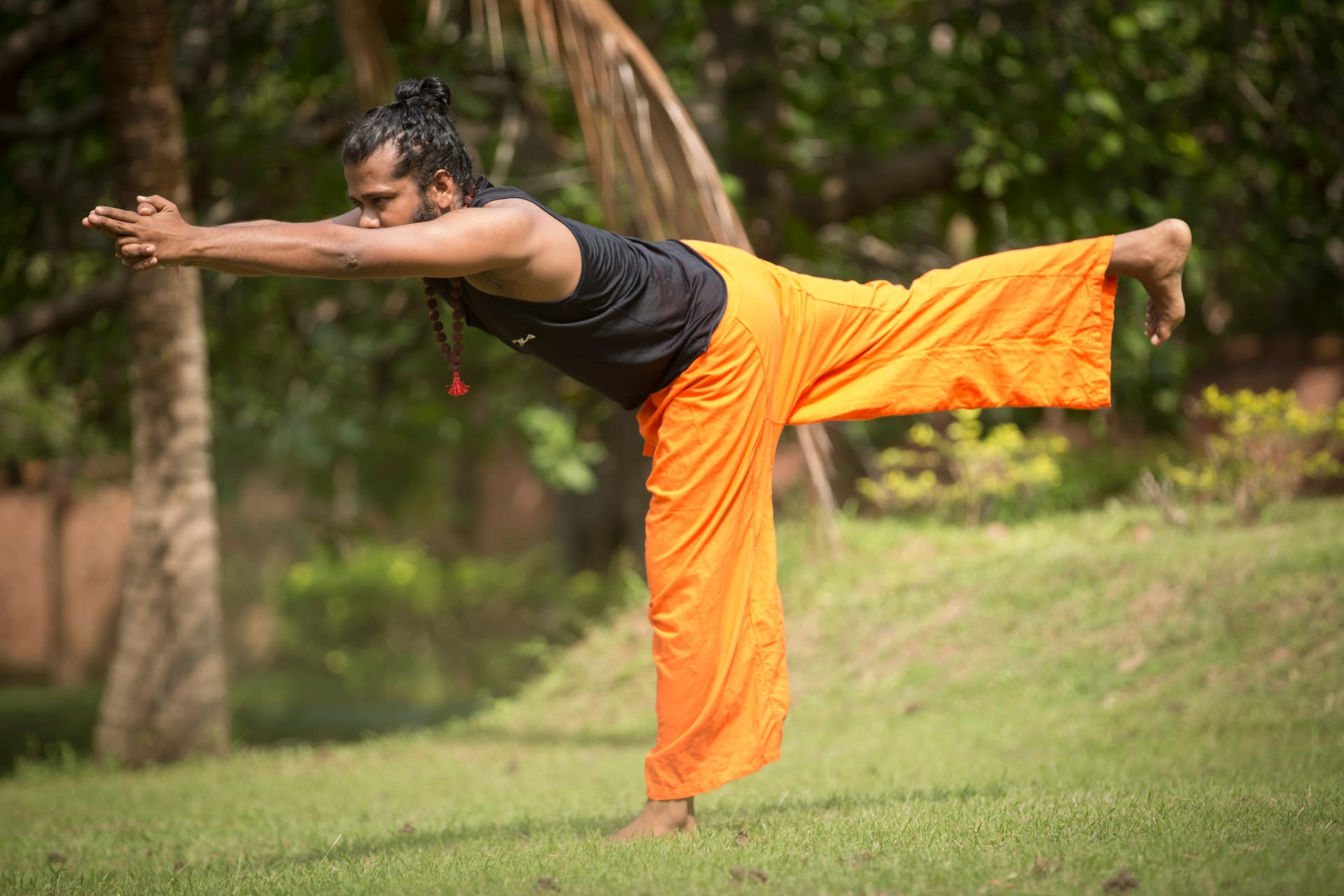 Yoga posture instruction and alignment support in Sri Lanka